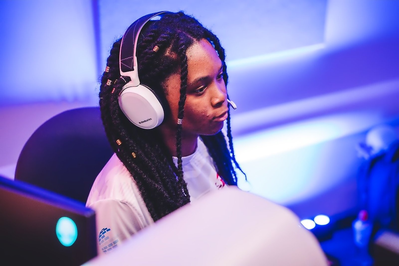 Alanis focused at her PC during the Commonwealth Esports Championships